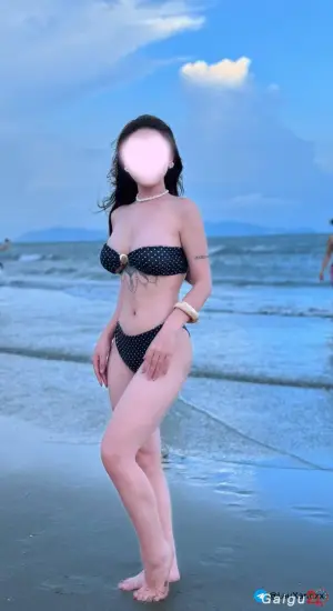 ❤️UYEN LINH❤️GÁI XINH-BODY GYMER NÓNG BỎNG