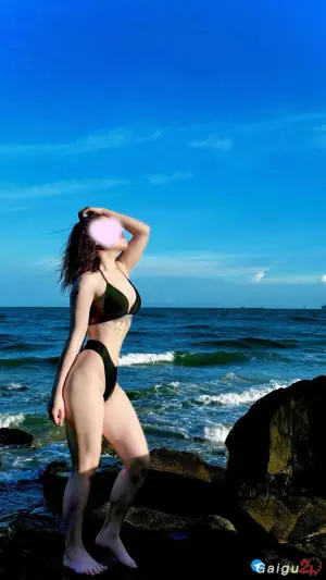 ❤️UYEN LINH❤️GÁI XINH-BODY GYMER NÓNG BỎNG
