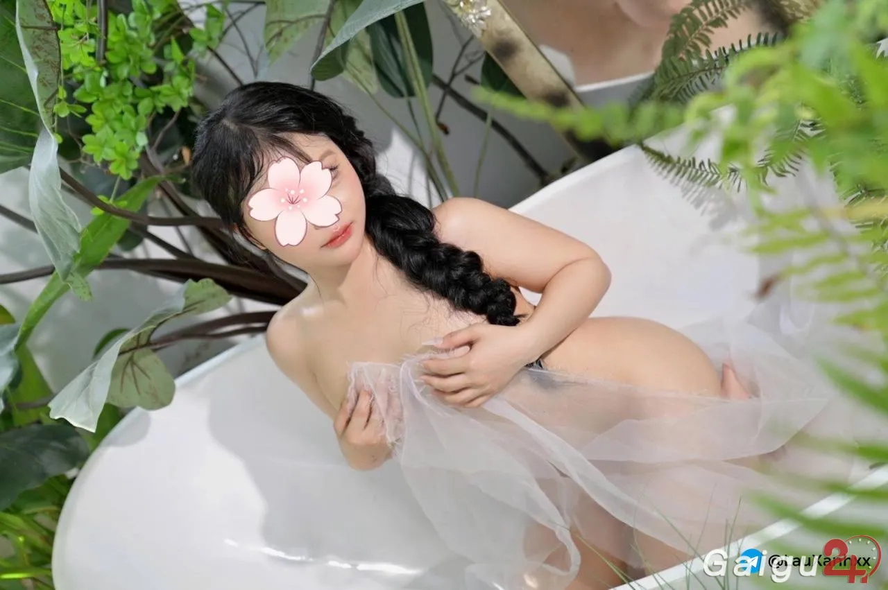 ✨KIỀU KIỀU 2K4✨ Gái Mới Lớn Non Xanh Tuổi Đôi Mươi