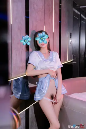 Tố Như -2k6- Cao Ráo Mình Dây Trẻ Xinh Cho AE