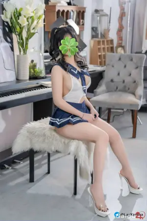 BÉ MÈO TRẺ TRUNG, LOLI, BODY NUỘT GÁI MỚI LỚN