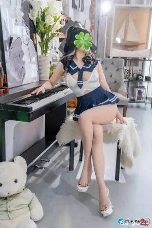 BÉ MÈO TRẺ TRUNG, LOLI, BODY NUỘT GÁI MỚI LỚN