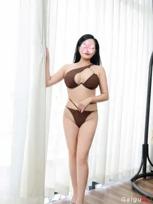 Kiều Trang – Dâm nữ xinh trắng vú to, tình cảm nhiệt tình