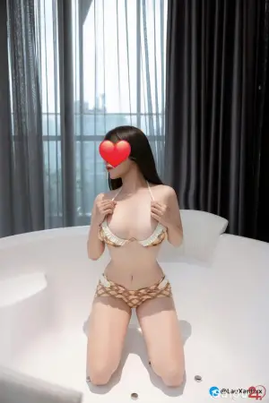 GÁI XINH BÉ SAM_ KHUÔN MẶT ẤN TƯỢNG_DA TRẮNG CHÂN DÀI_LÀM TÌNH MAX PHÊ