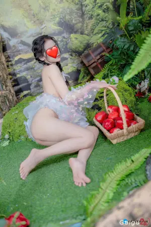 Phú ÁI HỒNG - CÔ NÀNG DÂM ĐÃNG - THỔI KÈN CỰC PHÊ