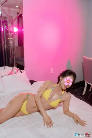 BÉ NGỌC - XINH ĐẸP CAO RÁO CÙNG NỤ CƯỜI TOẢ NẮNG - BODY ĐẸP