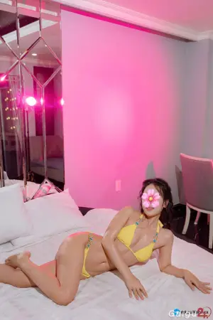 BÉ NGỌC - XINH ĐẸP CAO RÁO CÙNG NỤ CƯỜI TOẢ NẮNG - BODY ĐẸP