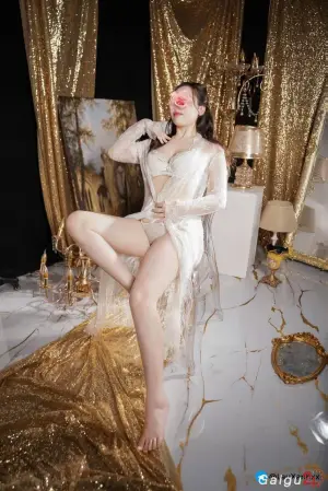 Bóng Hồng Ly Ly - Xinh Vibe Nhẹ Nhàng Tình Cảm, Body BG Siêu Phẩm
