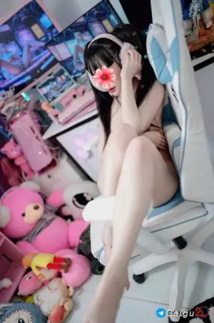 Khả Ái 2K2 - Streamer Mới Nổi - Cân Đường Tình Thắng Đường Đua