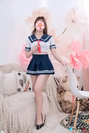 Bích Hương_ mặt xinh ngoan dễ thương _ điểm 10 cho thái độ và kỹ năng