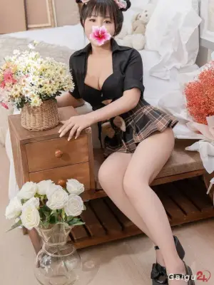 Quỳnh Anh - Thiên Thần Trở Lại, Tình Dục Bất Bại