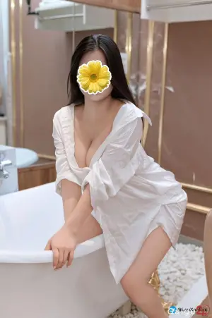 HÀNG MỚI❤️BÉ MAI VÀNG❤️2k7 DÂM NGOAN❤️VÚ TO CHIỀU KHÁCH❤️DÁNG MÚP LÀM TÌNH CỰC CHẤT
