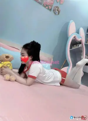 Bích Ngân. Gái miền tây siêu dâm. Hình ảnh thật 100% nhé các anh