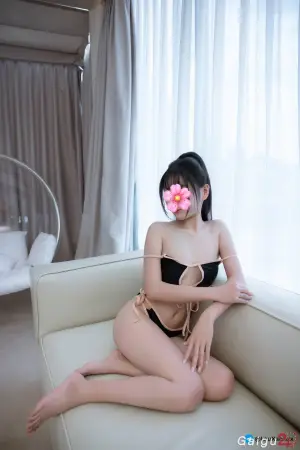 HÂN CLARA - DỄ THƯƠNG - CHIỀU CHUỘNG