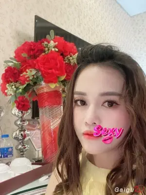 Diễm My - Vú To, Bướm đẹp, tươi mát