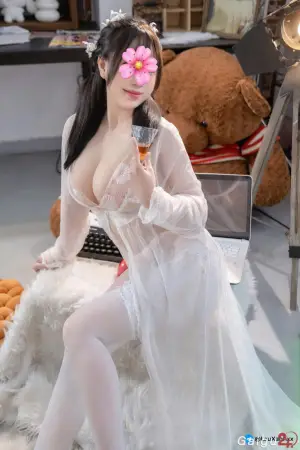 Thanh Vân- em hàng tươi xanh , đáng yêu hấp dẫn!!!
