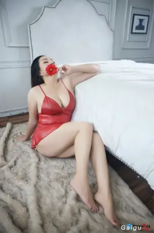 VÂN ANH - DÂM NGOAN NHIỆT TÌNH, VÚ TO, BÍM MÚP
