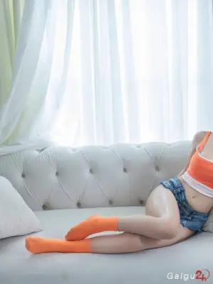 Siêu Phẩm 2K6 Thuỳ An - E Tròn 18 Ngại Ngùng Như Lần Đầu