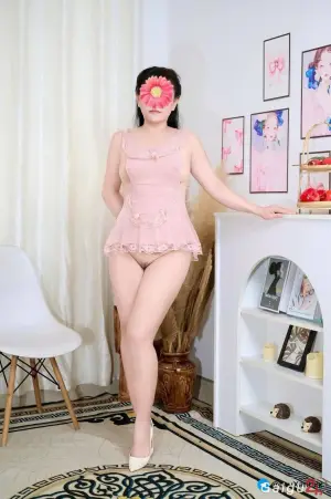 Yến Nhi - Em gái sexy, làm tình bao phê