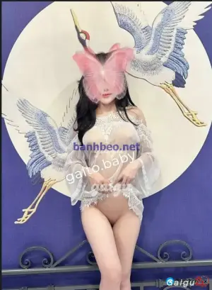 HOTGIRL BÉ LUXY XINH XẮN SIÊU PHẨM ĐẴNG CẤP LÀM TÌNH VỚI TƯ THẾ ĐỘC ĐÁO CHIỀU KHÁCH