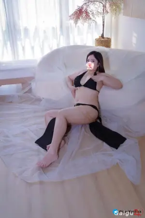 GÁI DÂM PHƯƠNG TỔNG_ LÀM TÌNH BAO PHÊ CHIỀU KHÁCH NHƯ THƯỢNG ĐẾ