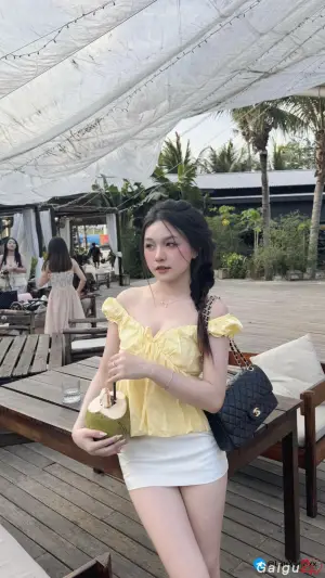 0334403221 Alo Em Đến Tận Khách Sạn Anh
